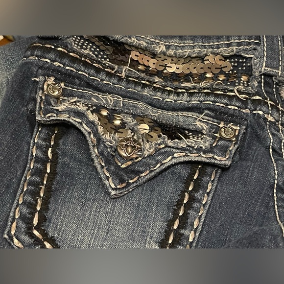 Miss Me Straight Leg Denim Jeans Big Bling Size 27 - Picture 4 of 15